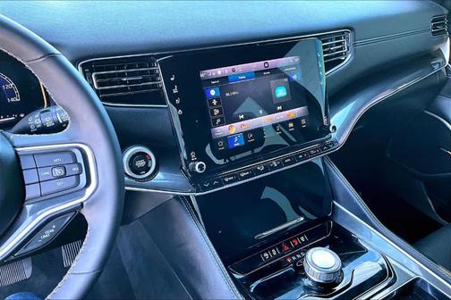 2023 Jeep Wagoneer Base