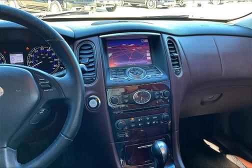 2017 INFINITI QX50 Base