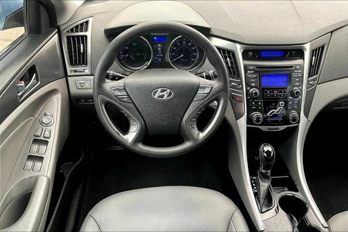 2012 Hyundai SONATA Hybrid Base