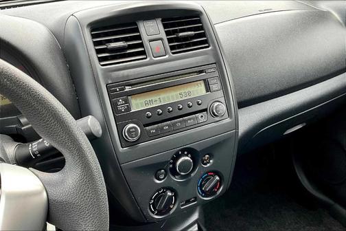 2016 Nissan Versa 1.6 S