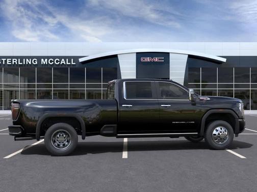 2025 GMC Sierra 3500 Denali