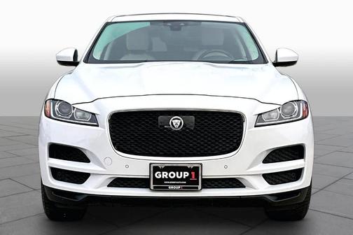 Yulong White 2020 Jaguar F-PACE 25t Premium