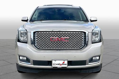 Sparkling Silver Metallic 2017 GMC Yukon Denali