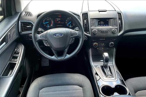 2018 Ford Edge SE