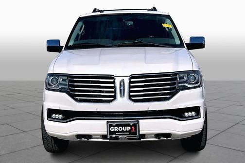 2017 Lincoln Navigator Select