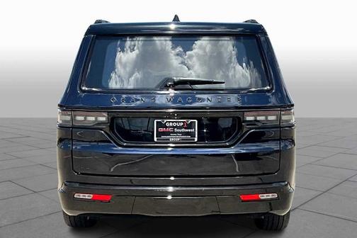 2023 Jeep Grand Wagoneer Series II