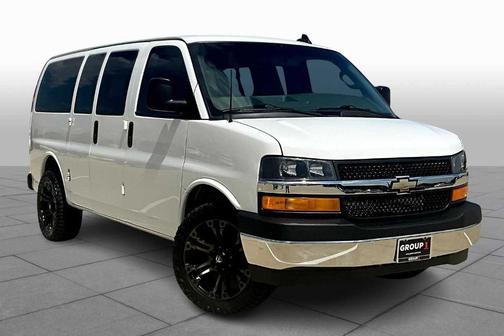 2018 Chevrolet Express 3500 LT