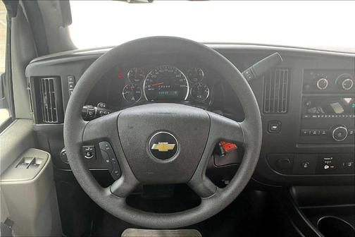 2018 Chevrolet Express 3500 LT