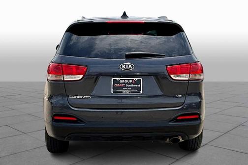 2018 Kia Sorento LX