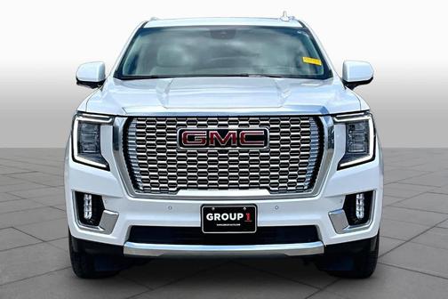 White Frost Tri-Coat 2023 GMC Yukon Denali