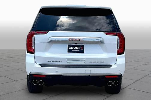 White Frost Tri-Coat 2023 GMC Yukon Denali