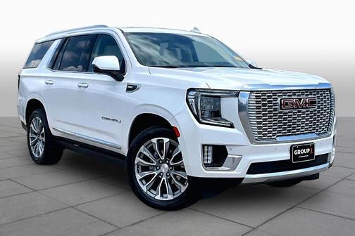 White Frost Tri-Coat 2023 GMC Yukon Denali