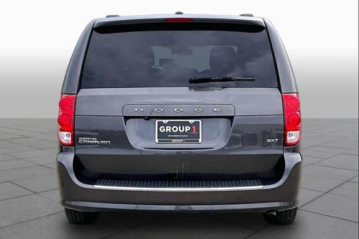 Granite Pearlcoat 2020 Dodge Grand Caravan SXT