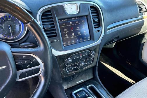 2019 Chrysler 300 Limited