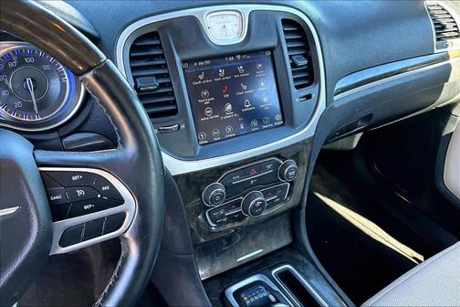 2019 Chrysler 300 Limited