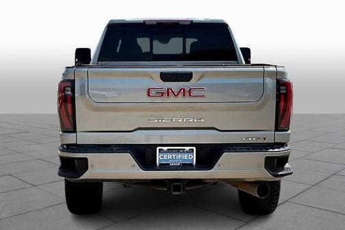 2024 GMC Sierra 2500 AT4