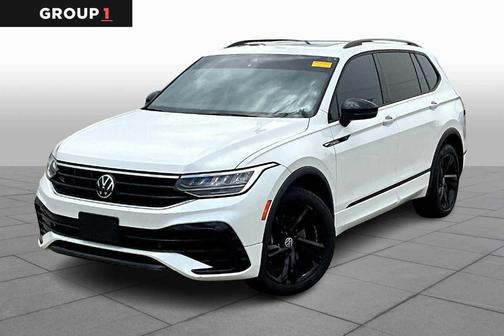 2023 Volkswagen Tiguan 2.0T SE R-Line Black
