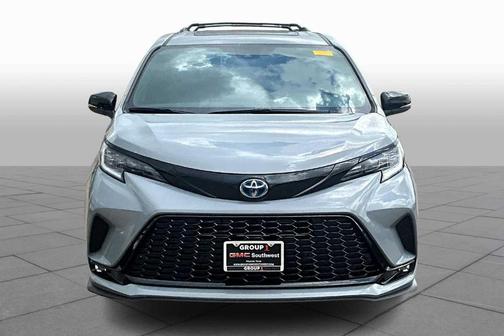 2025 Toyota Sienna L