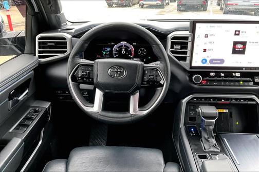 2023 Toyota Tundra Platinum