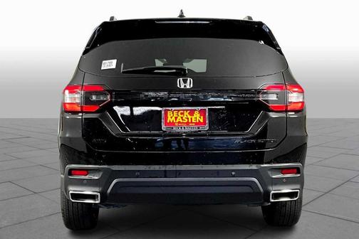 2025 Honda Pilot Black Edition