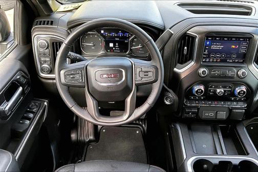 2022 GMC Sierra 1500 Limited AT4
