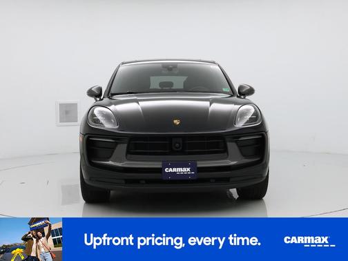 2023 Porsche Macan T