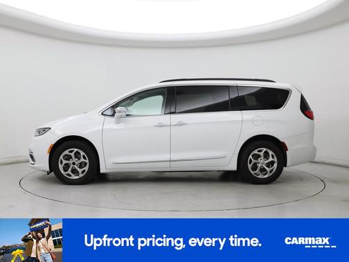 White 2022 Chrysler Pacifica Limited