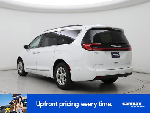 White 2022 Chrysler Pacifica Limited
