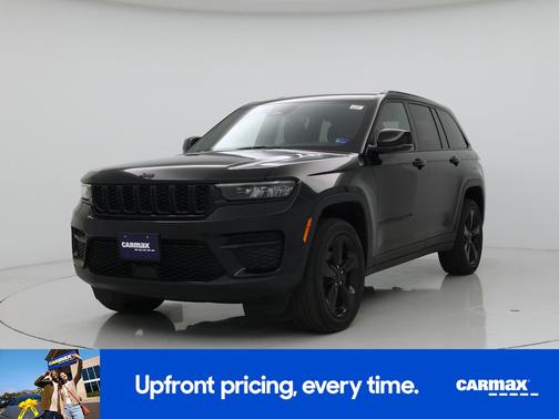Black 2022 Jeep Grand Cherokee Altitude