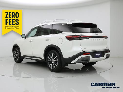White 2023 INFINITI QX60 Sensory