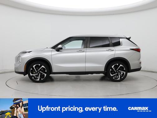 2022 Mitsubishi Outlander ES