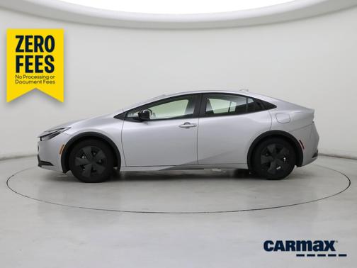 Gray 2025 Toyota Prius LE