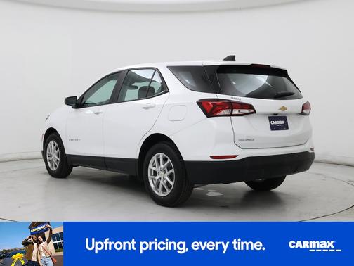 White 2022 Chevrolet Equinox LS