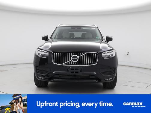 2020 Volvo XC90 T6 Momentum
