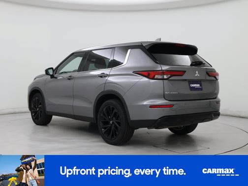 2023 Mitsubishi Outlander SE Black Edition