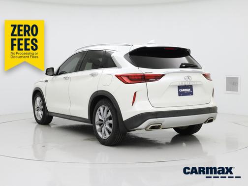 White 2021 INFINITI QX50 Essential