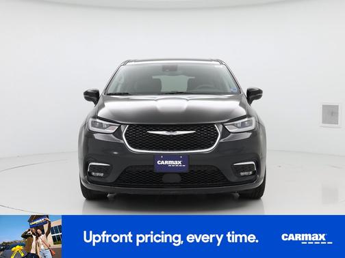Black 2023 Chrysler Pacifica Touring L