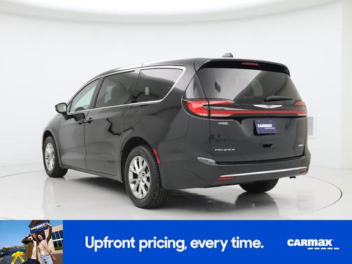 Black 2023 Chrysler Pacifica Touring L