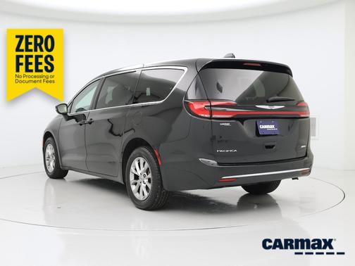 Black 2023 Chrysler Pacifica Touring L