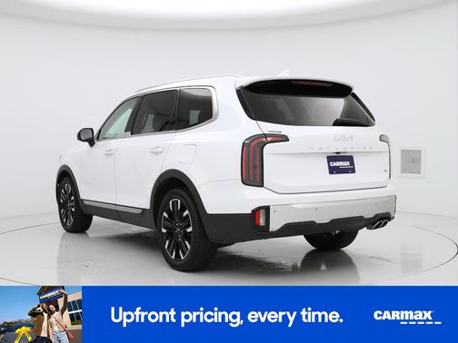 White 2023 Kia Telluride SX Prestige