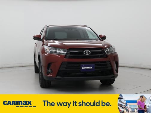 2019 Toyota Highlander SE