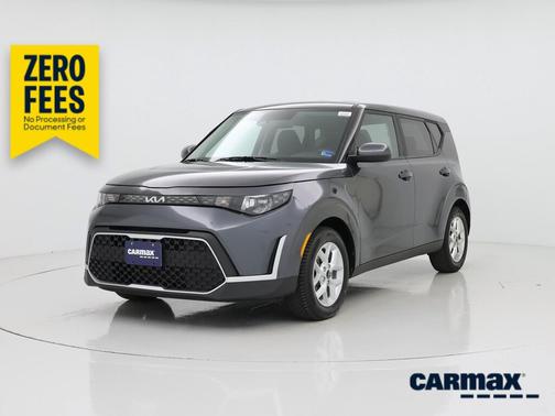 Gray 2024 Kia Soul LX