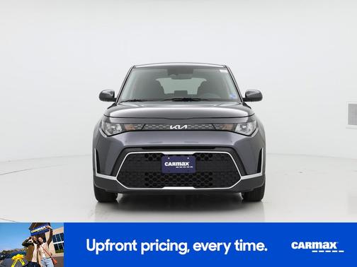 Gray 2024 Kia Soul LX