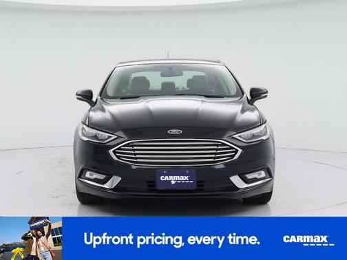Black 2017 Ford Fusion SE