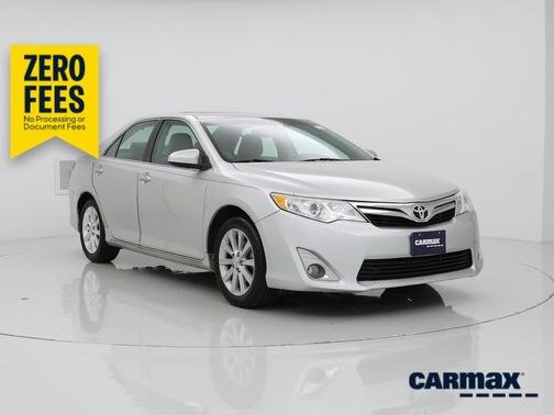 Silver 2014 Toyota Camry XLE