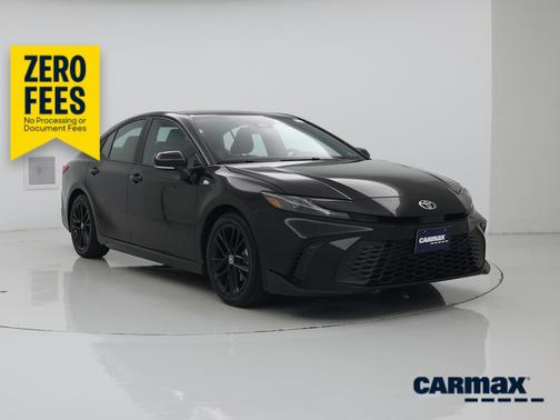 Black 2025 Toyota Camry SE