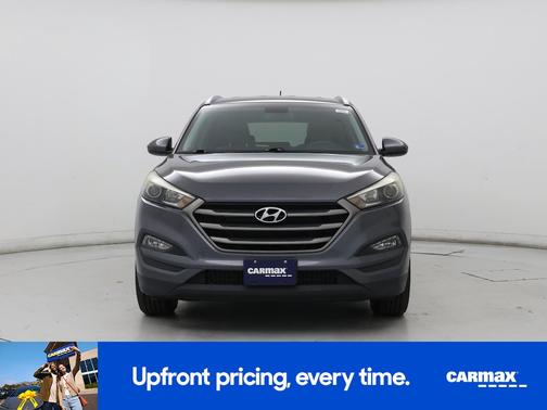 Black 2016 Hyundai TUCSON SE