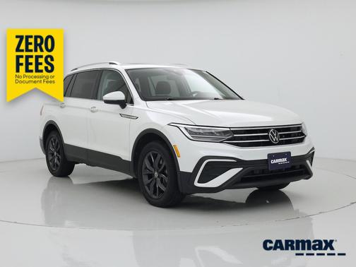 White 2023 Volkswagen Tiguan SE