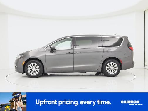 Gray 2023 Chrysler Pacifica Touring L