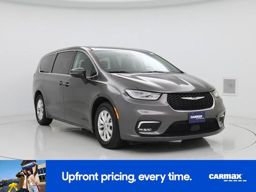 Gray 2023 Chrysler Pacifica Touring L